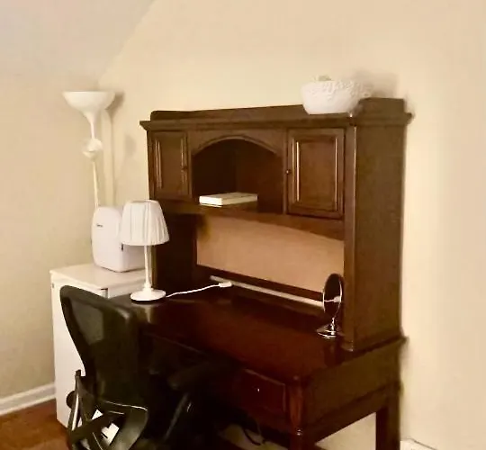 B1 A Private In Downtown With Desk And Wi-fi Near Everything