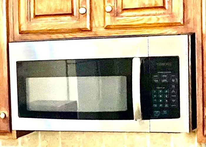 B1 A Private In Downtown With Desk And Wi-fi Near Everything Naperville